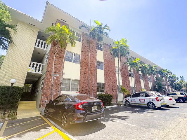 Village at Harbor Beach Condo photo 2